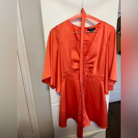 Satin romper with pockets - Picture 4 of 6